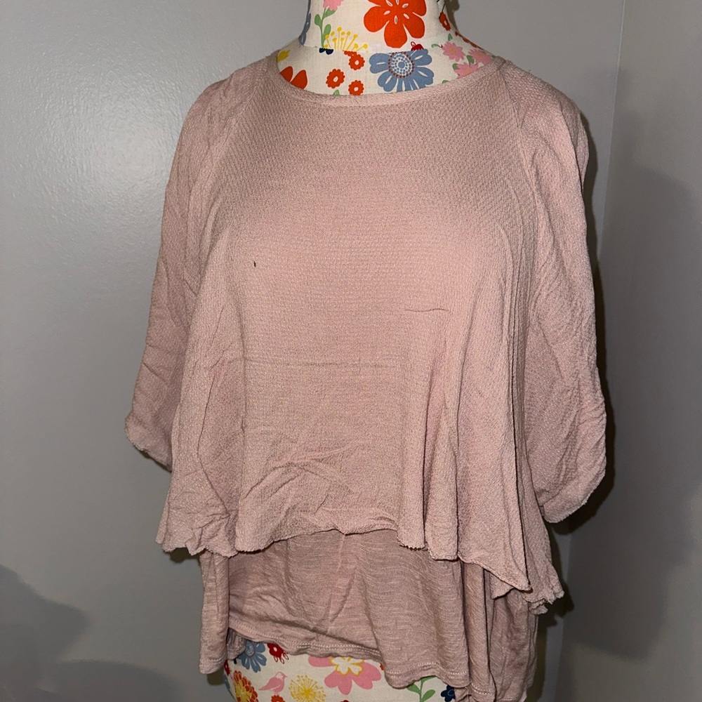 Flowy Open Shoulder Top - Picture 3 of 3
